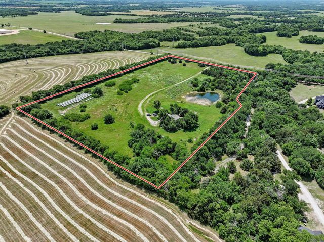 747 Vineyard Road, Gunter, TX 75058