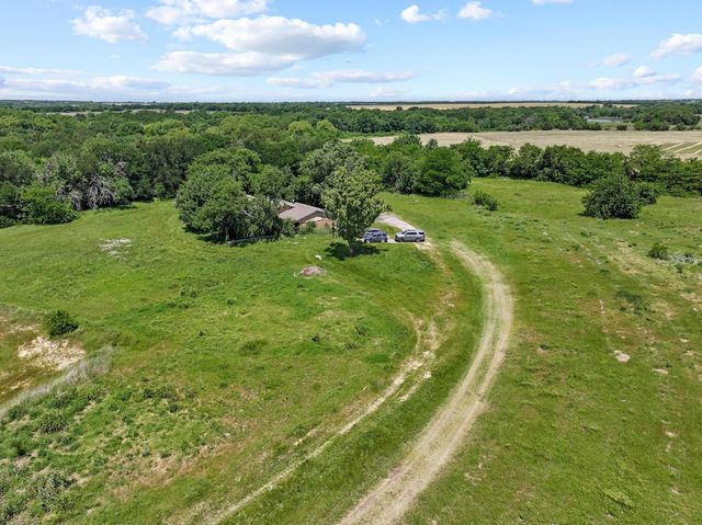 747 Vineyard Road, Gunter, TX 75058