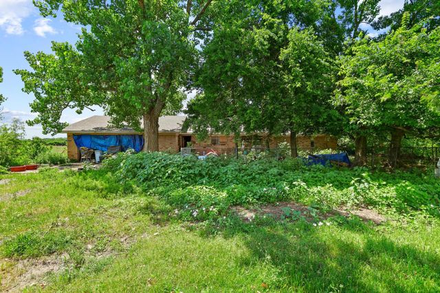 747 Vineyard Road, Gunter, TX 75058