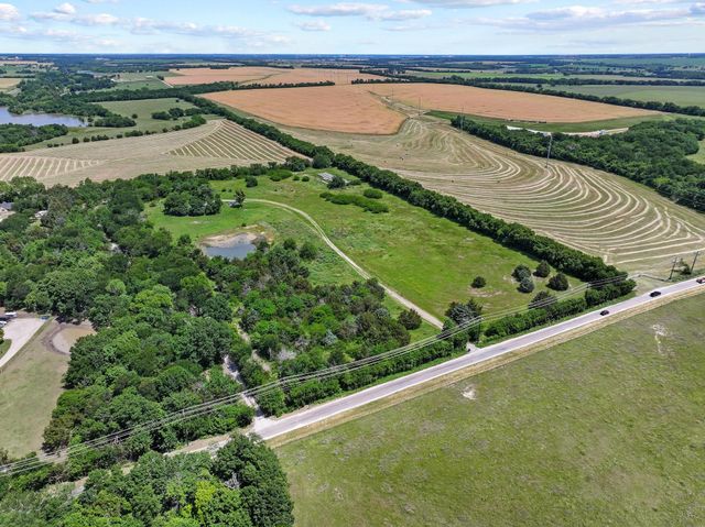 747 Vineyard Road, Gunter, TX 75058