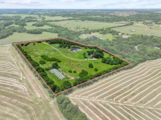 747 Vineyard Road, Gunter, TX 75058