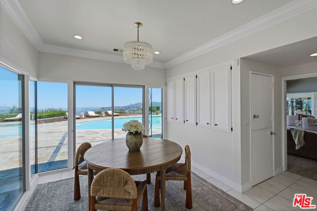 8416 Skyline Drive, Los Angeles, CA 90046