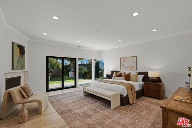 8416 Skyline Drive, Los Angeles, CA 90046