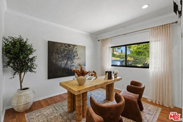 8416 Skyline Drive, Los Angeles, CA 90046