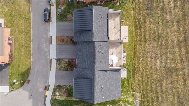 202 Kousa Ln, Peters Twp, PA 15367