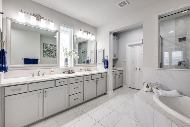 8277 Laflin Lane, Dallas, TX 75231