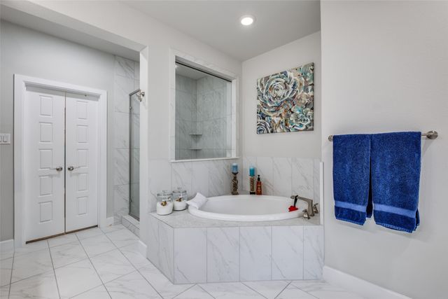 8277 Laflin Lane, Dallas, TX 75231