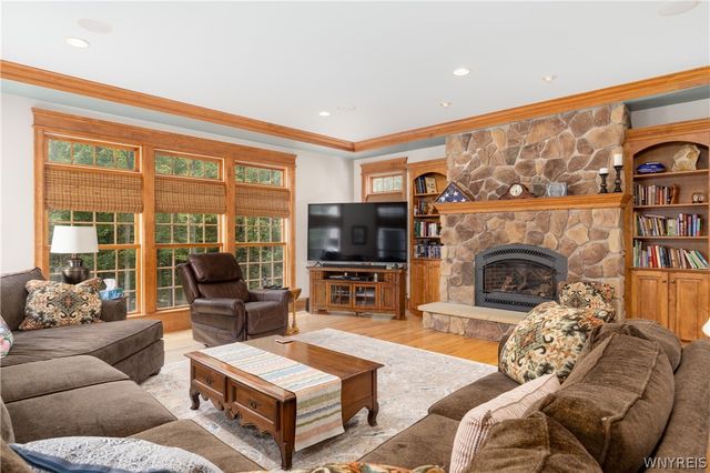 55 Grand View Trail, Orchard Park, NY 14127