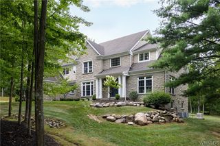 55 Grand View Trail, Orchard Park, NY 14127