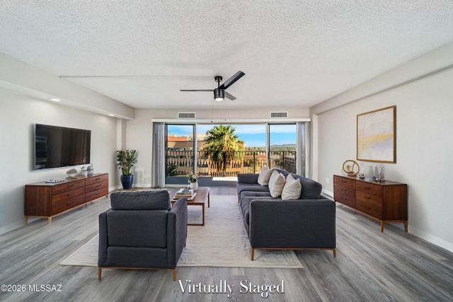 425 W Paseo Redondo Apt 2J, Tucson, AZ 85701