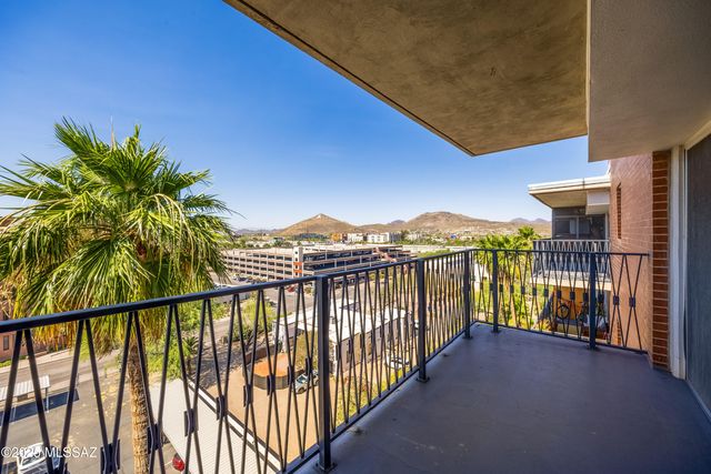 425 W Paseo Redondo Apt 2J, Tucson, AZ 85701