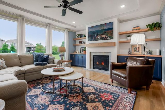 3006 W 147th Street, Leawood, KS 66224