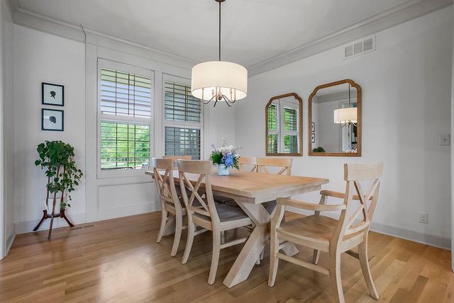 3006 W 147th Street, Leawood, KS 66224