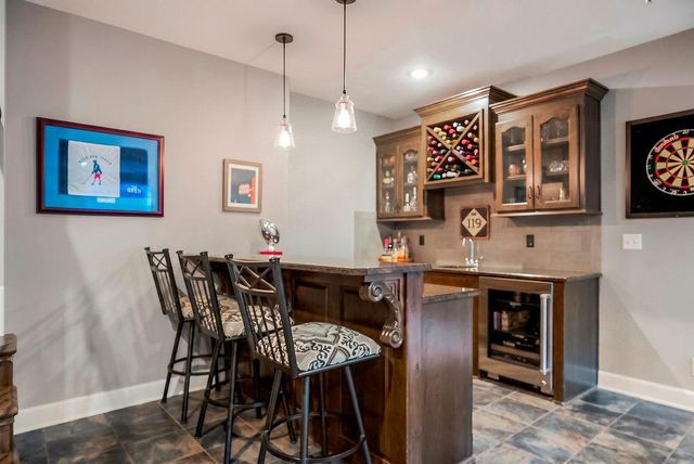 3006 W 147th Street, Leawood, KS 66224
