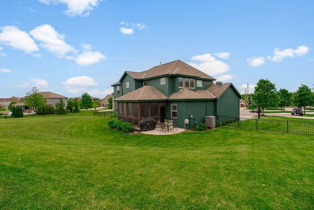 3006 W 147th Street, Leawood, KS 66224