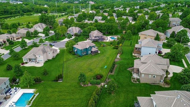 3006 W 147th Street, Leawood, KS 66224