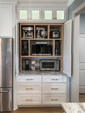 3006 W 147th Street, Leawood, KS 66224