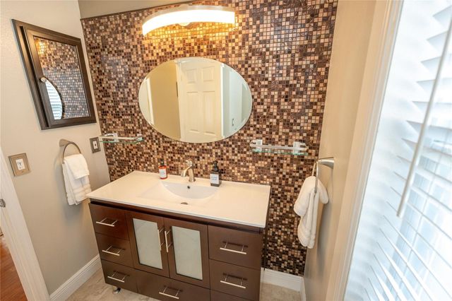 9334 PONTIAC DRIVE, Tampa, FL 33626