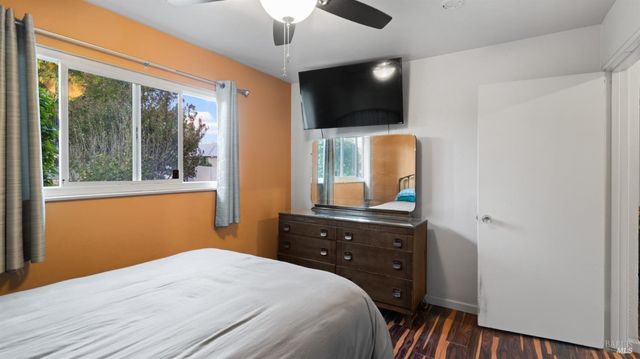 1047 E Tennessee Ct, Fairfield, CA 94533