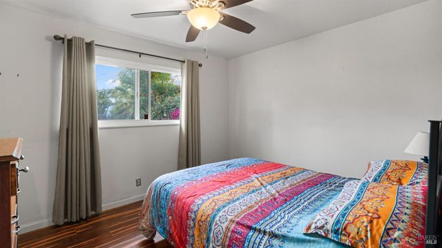 1047 E Tennessee Ct, Fairfield, CA 94533