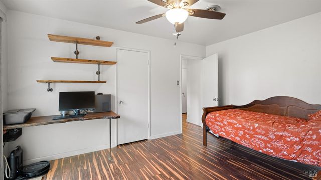 1047 E Tennessee Ct, Fairfield, CA 94533