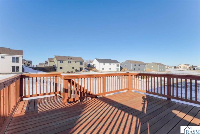 906 NE Mulberry Street, Montgomery, MN 56069