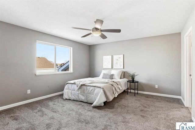 906 NE Mulberry Street, Montgomery, MN 56069