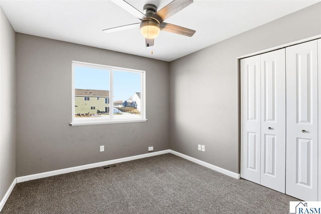 906 NE Mulberry Street, Montgomery, MN 56069