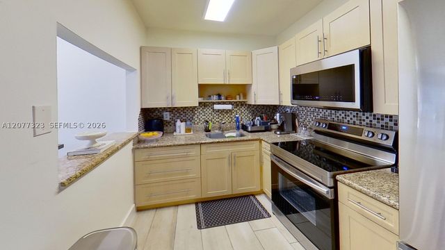 13241 SW 17th Ln 23-3, Miami, FL 33175