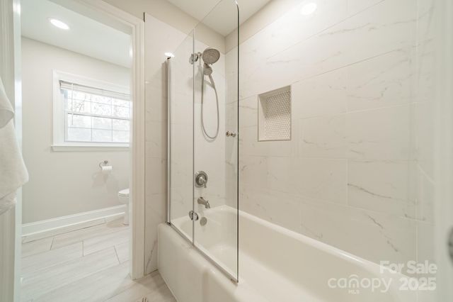 3221 Northampton Drive, Charlotte, NC 28210