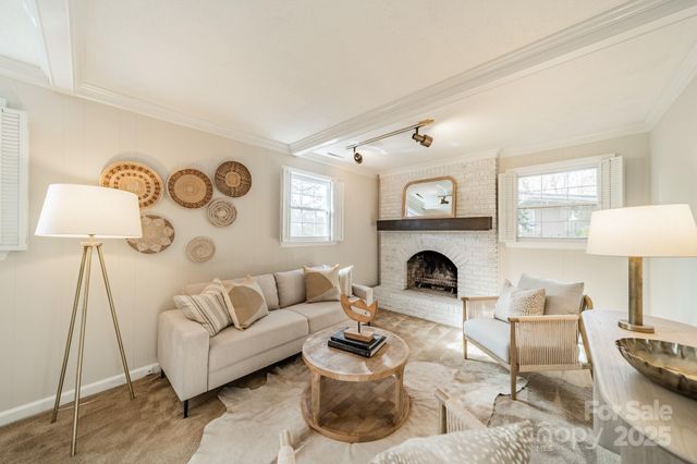 3221 Northampton Drive, Charlotte, NC 28210