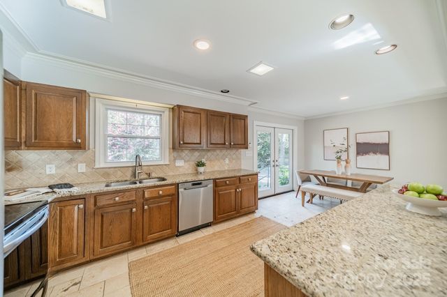 3221 Northampton Drive, Charlotte, NC 28210
