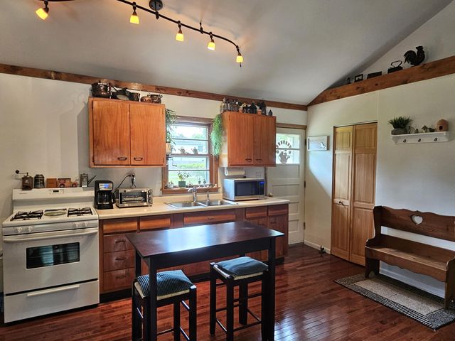 333 Indiana Street, Porter, IN 46304