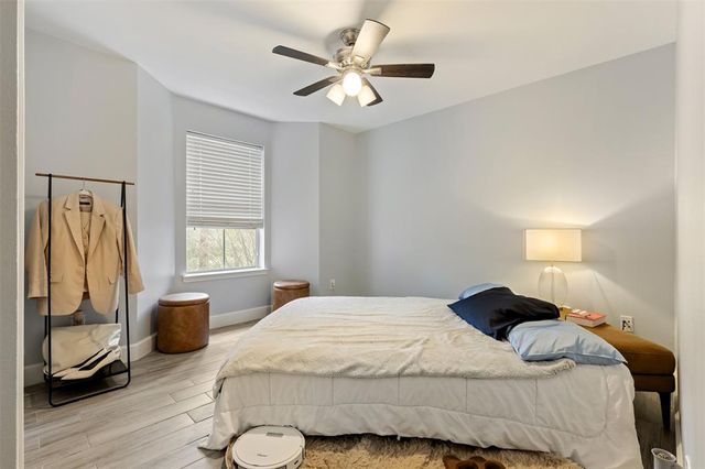 8051 Bay Branch Drive 324, The Woodlands, TX 77382