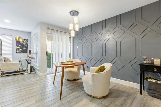 8051 Bay Branch Drive 324, The Woodlands, TX 77382