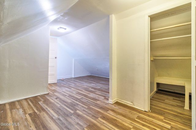 1369 Santa Fe Street, Schenectady, NY 12303