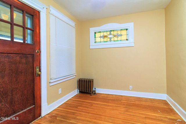 1369 Santa Fe Street, Schenectady, NY 12303