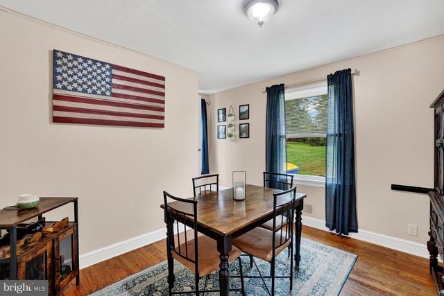 1820 POWDER MILL RD, York, PA 17402