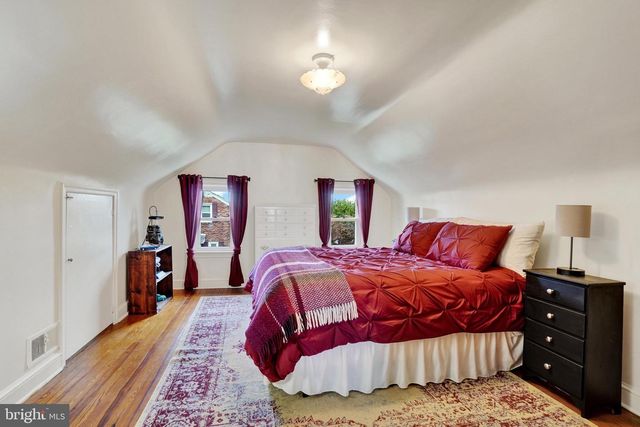 1820 POWDER MILL RD, York, PA 17402