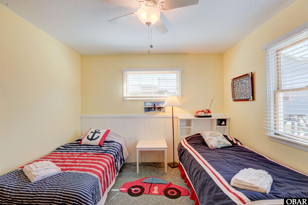 Image 20 of property listing at 40309 Due East Lot# 11, Avon, NC 27915