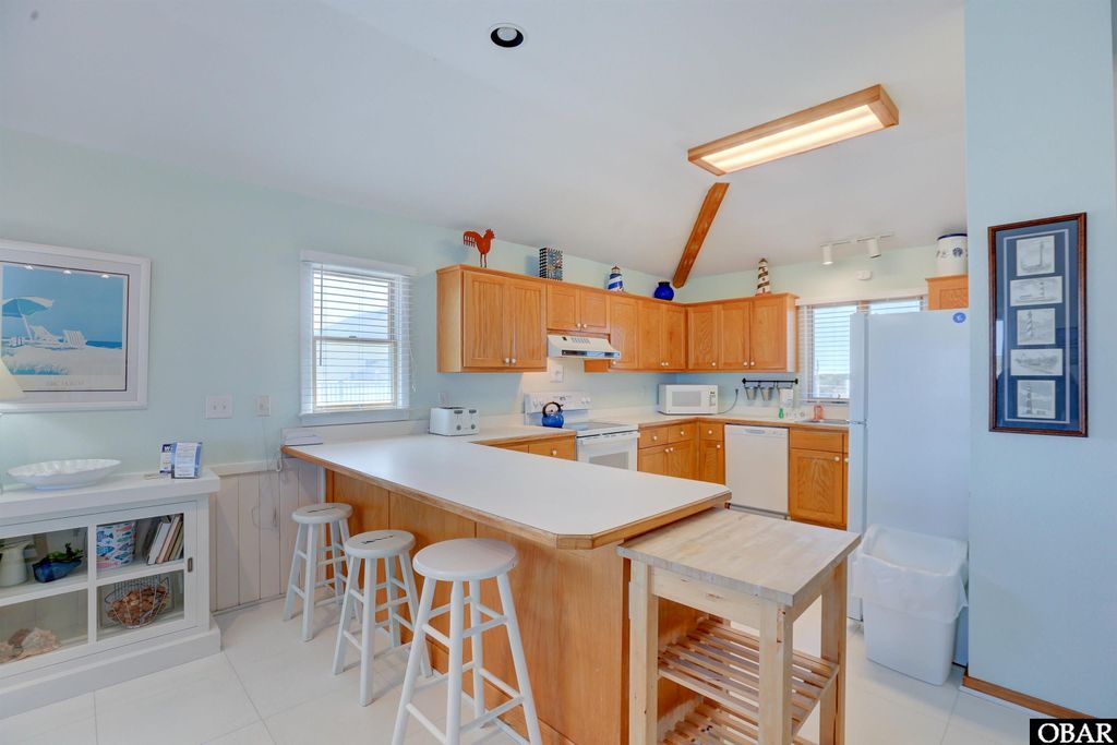 Image 3 of property listing at 40309 Due East Lot# 11, Avon, NC 27915