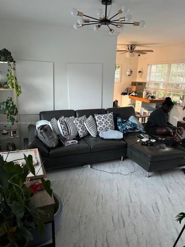 6461 Miramar Parkway, Miramar, FL 33023