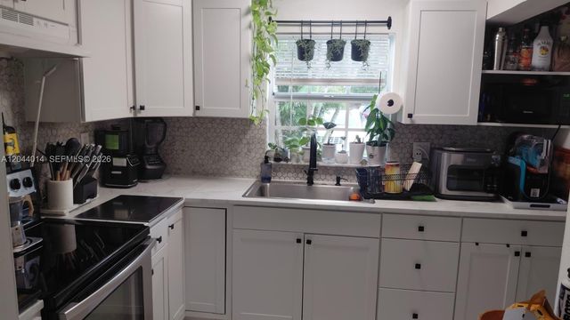 6461 Miramar Parkway, Miramar, FL 33023