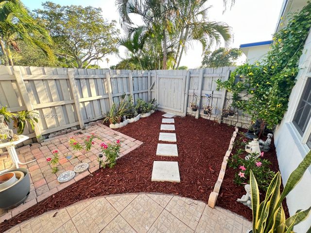 6461 Miramar Parkway, Miramar, FL 33023