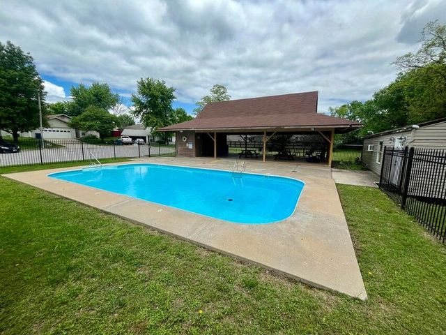 230 Deer Run Road, Branson, MO 65616