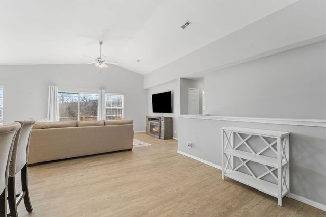 230 Deer Run Road, Branson, MO 65616