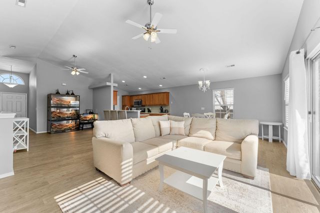 230 Deer Run Road, Branson, MO 65616