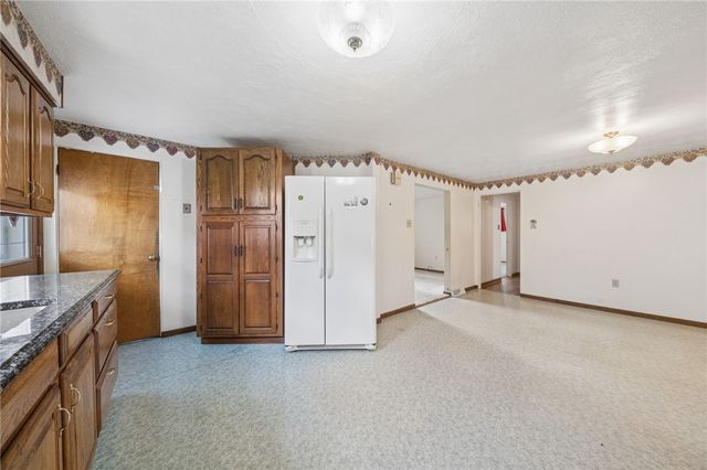 942 Shadycrest Rd, Beechview, PA 15216