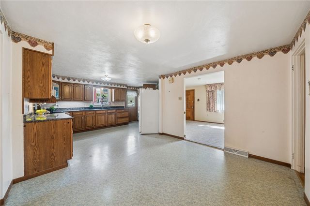 942 Shadycrest Rd, Beechview, PA 15216