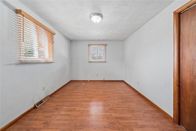 942 Shadycrest Rd, Beechview, PA 15216